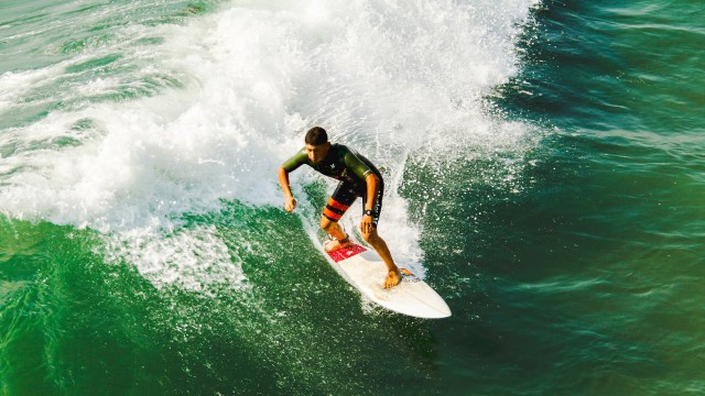 米兰体育·「中国」官方网站-乔科尔盛赞阿诺德：利物浦的骄傲，球迷的荣耀